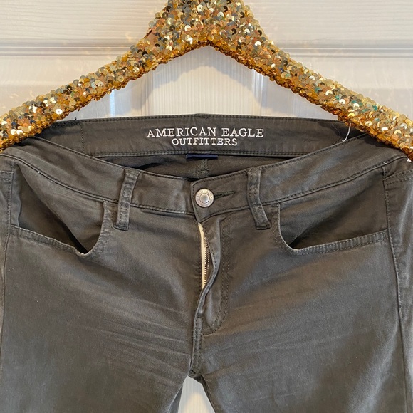 AEO olive green sateen jeggings - Picture 5 of 6
